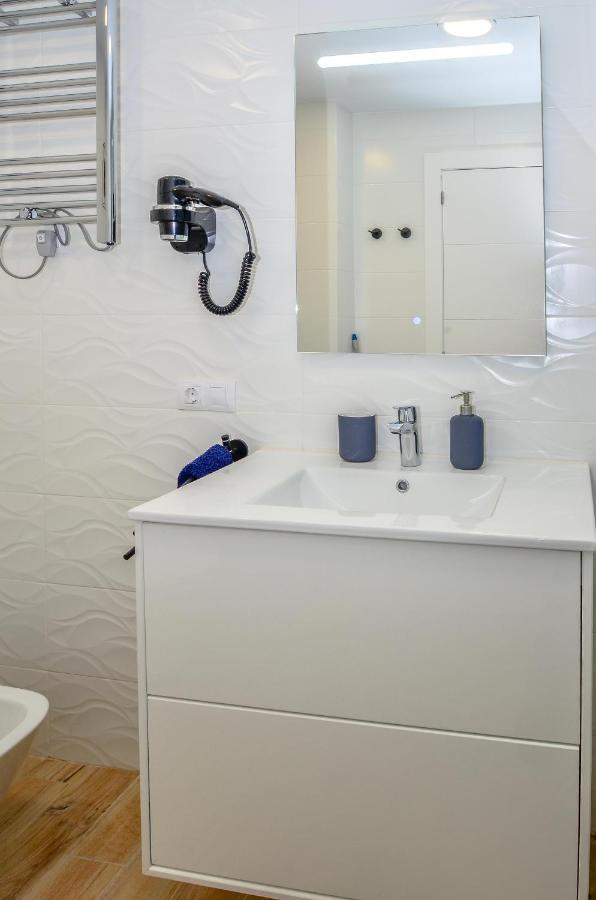 1 Bedroom Apartment Sea View In Center Of Marbella! Dış mekan fotoğraf